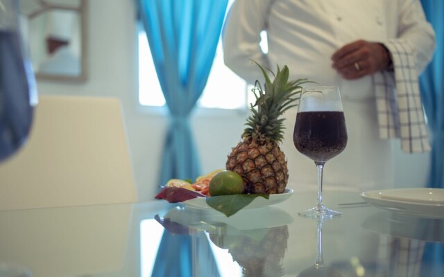 V Royal Luxury Villas