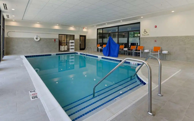 Holiday Inn Express Covington