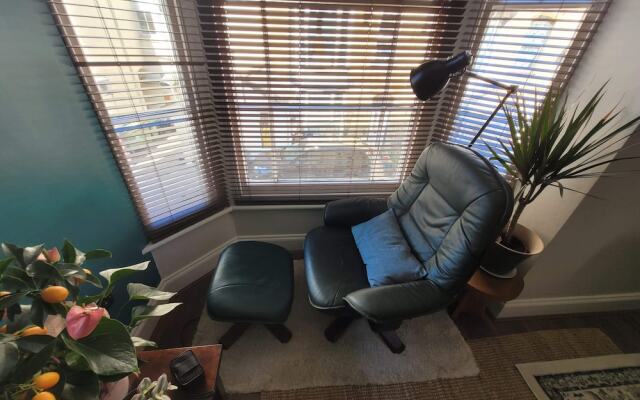 Gorgeous 2bed Apartment in the Heart of Ilfracombe