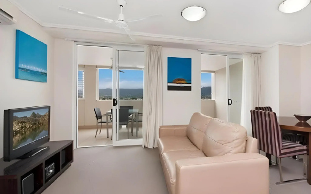 Cairns Central Plaza Apartment Hotel