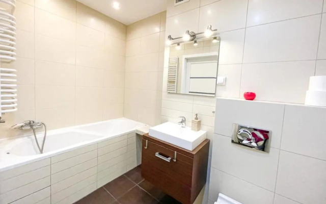 Super Apart Bobrowiecka 3