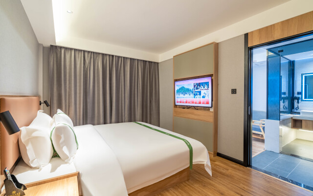 GreenTree Inn (Anqing Shifu Road Huamao 1958)