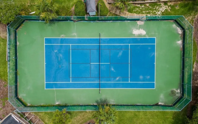 Seas the Day Ocean Views!