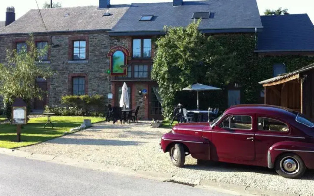 Le Repos Du Moineau
