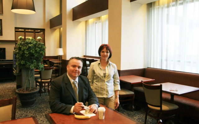 Hampton Inn & Suites by Hilton Laval