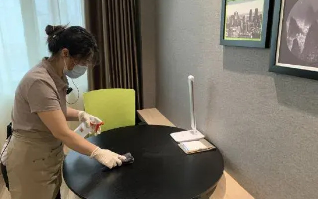 Yating Hotel (Rizhao Station RT Mart Branch)