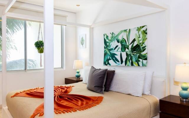 Elements Penthouse 5 3 Bedroom Condo by RedAwning