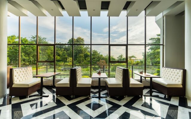 Water Garden Resort & Spa