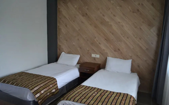Kum Hotel