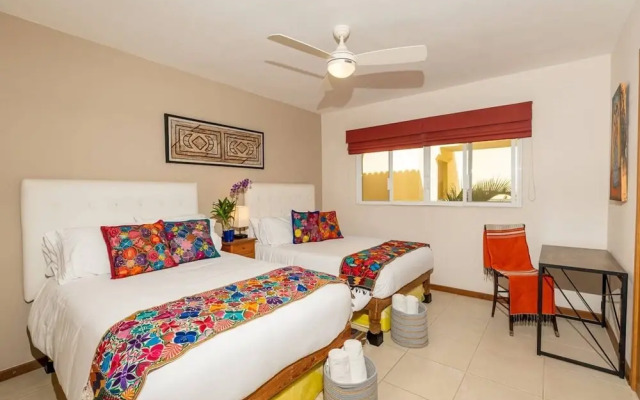 Sleeps 6 Views Beach 1 Block