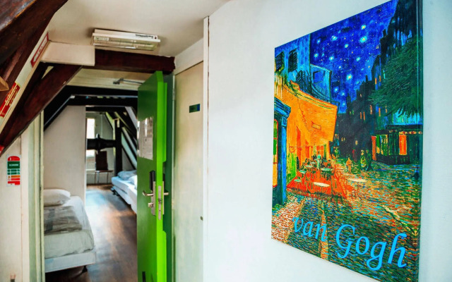 International Budget Hostel
