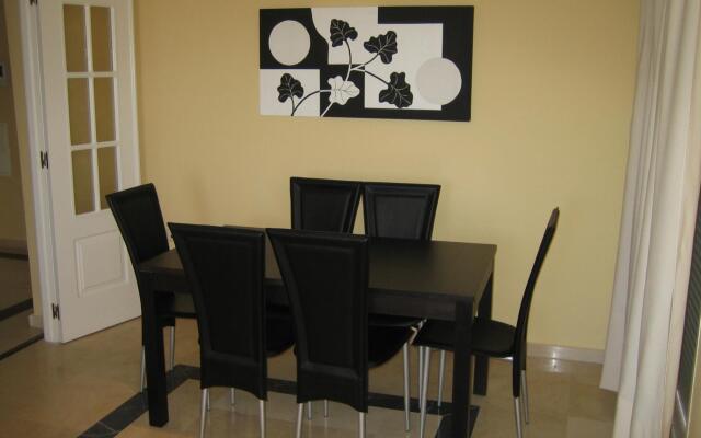 Frontal Sea Views Penthouse 382