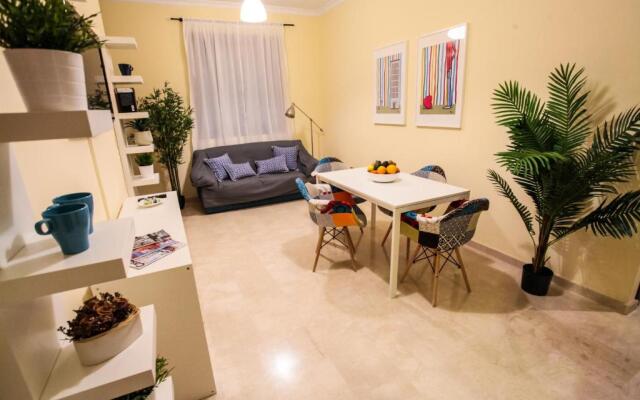 Carretería Center Apartments