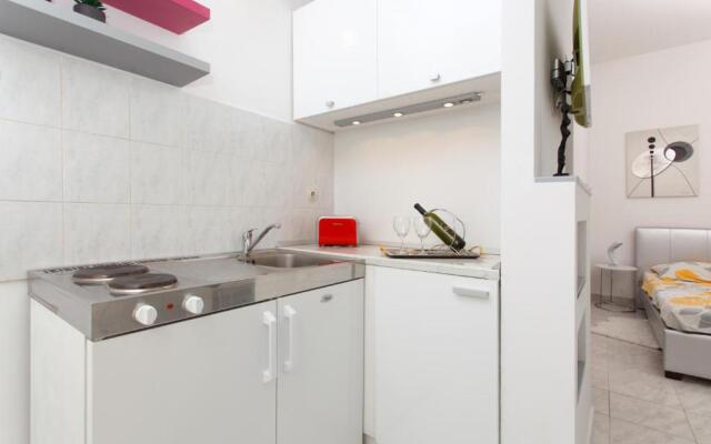 Apartment Modern Studio Near Žnjan Beach