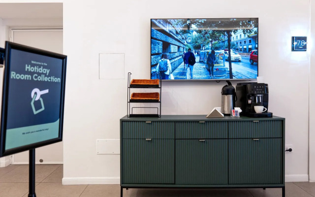 HOTIDAY Room Collection - Napoli Museo Suite