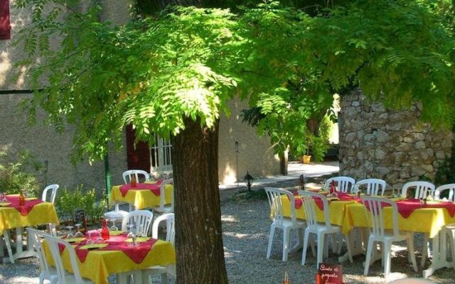 Hostellerie Le Mirabeau