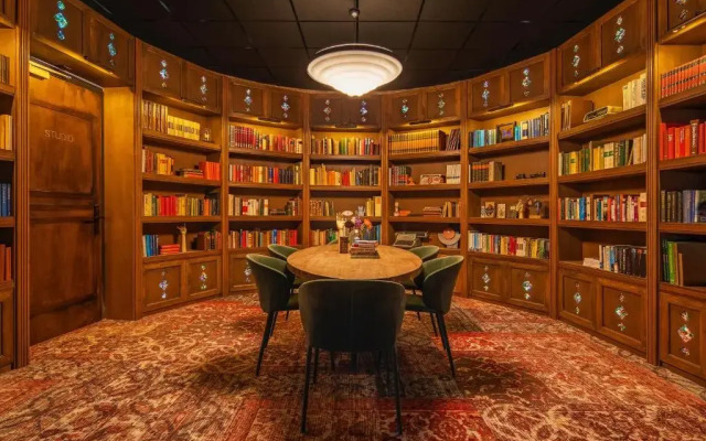 BUNK Hotel Amsterdam