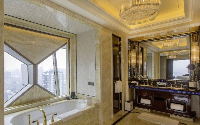 Wanda Reign Wuhan