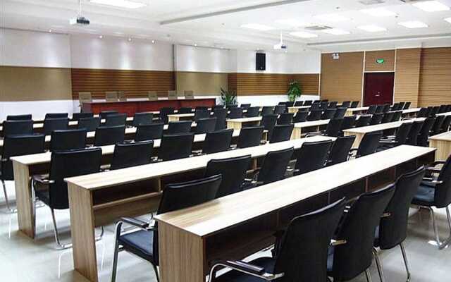 GreenTree Inn Bengbu Longhu Express Hotel