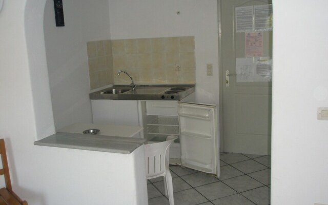 Ampeli Apartments