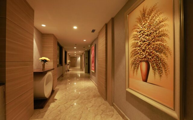 Hotel Pal Heights Mantra