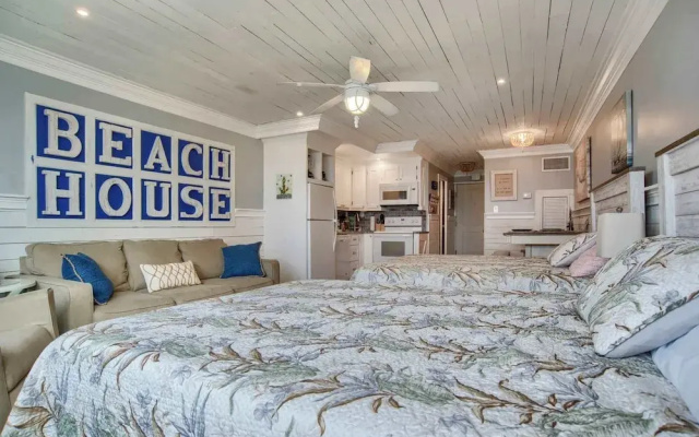 Seaside Villa Ocean View Studio!