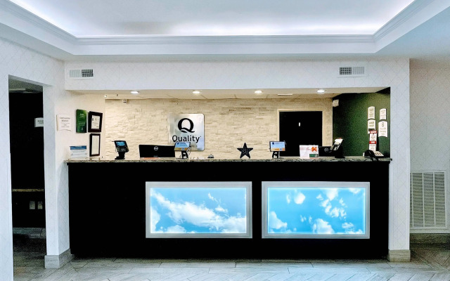 Quality Inn & Suites Clemmons I-40