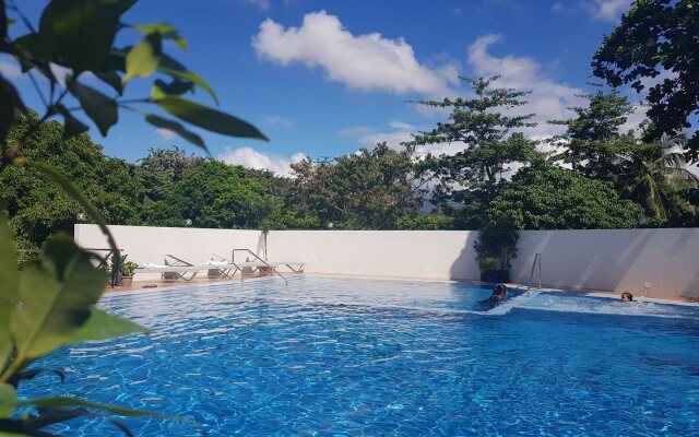 Ninong's Hotel
