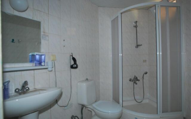 Clover Magic Park Side Otel