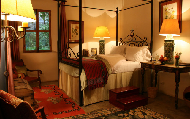 Casa Mision de San Miguel