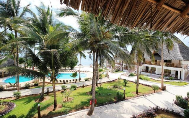 Paradise Beach Resort