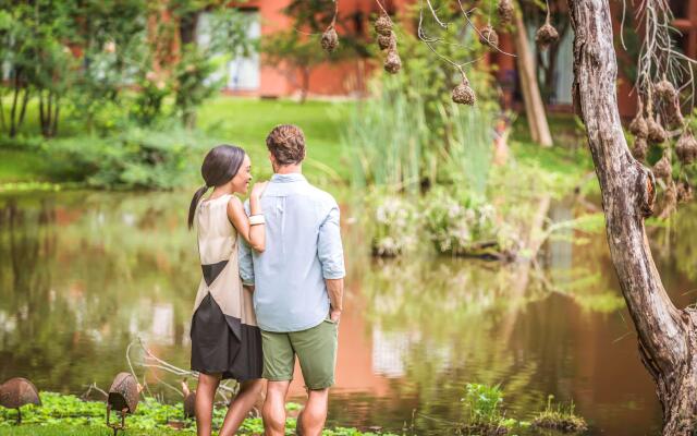 Avani Victoria Falls Resort