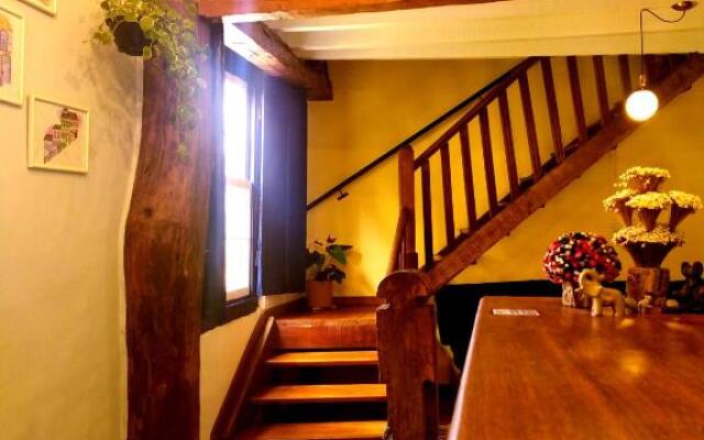 É Hostel