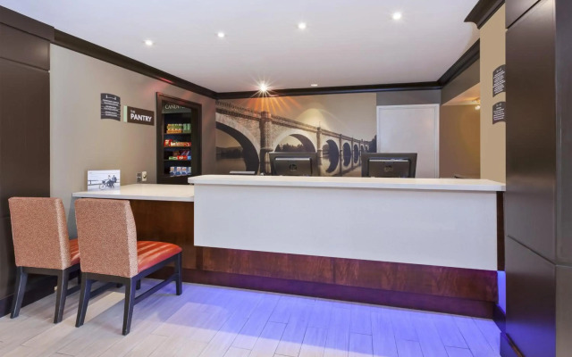 Staybridge Suites Detroit-Utica by IHG