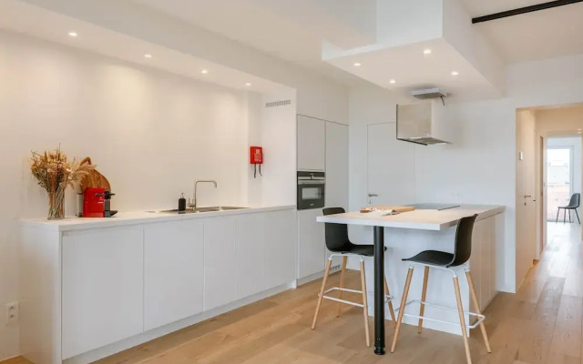 Trendy Apartment for 4 at 200m From the Coastline