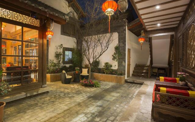 Lijiang Guiyuantianju Inn