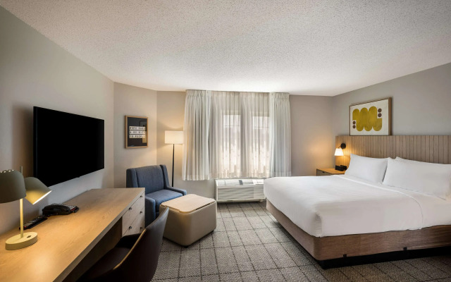 Sonesta Simply Suites Jersey City
