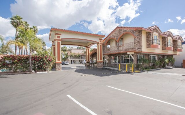 Best Inn and Suites Buena Park