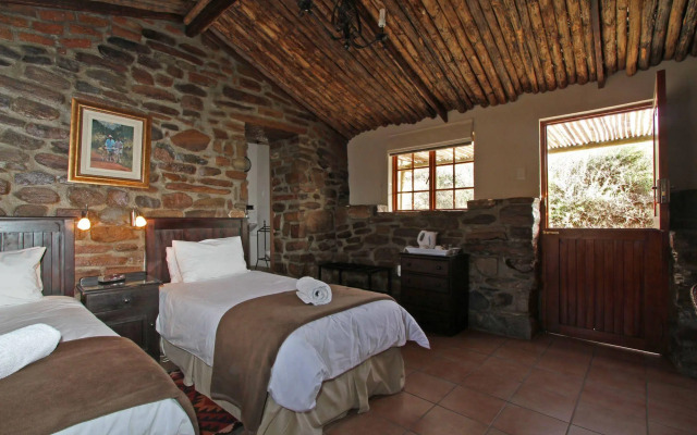 Ganora Guestfarm & Excursions