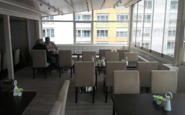 The Milltown Sisli