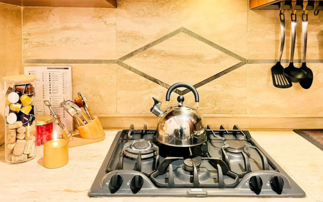 Trevi Fountain Luxury Guesthouse