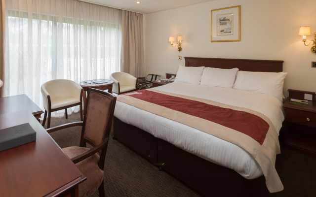 St Pierre Park Hotel & Golf