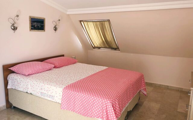 Fantastic 4 bedroom Lux Villa