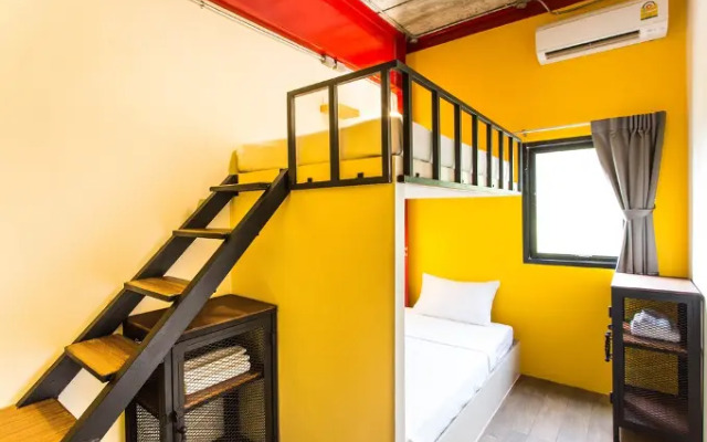 Khunsuek Muay Thai Hostel