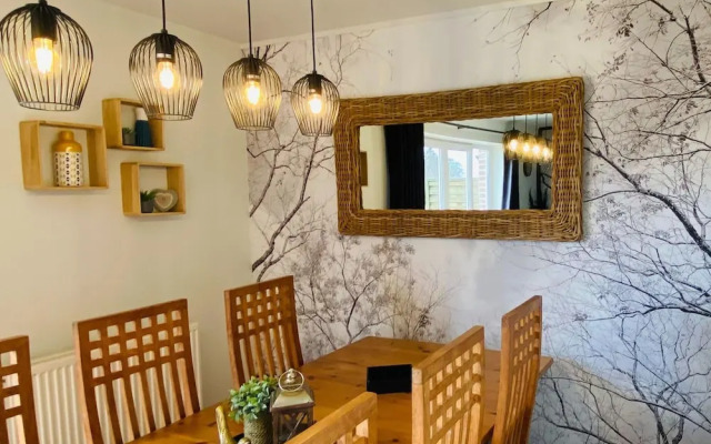 Picture Perfect Holiday Home in Sourbrodt