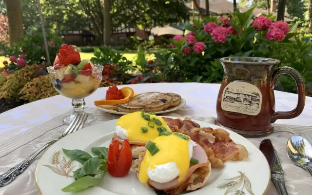 Gramercy Mansion B&B