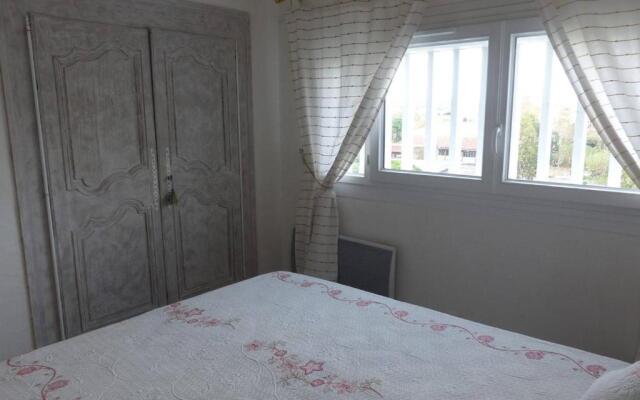 Appartement Le Lavandou, 2 pièces, 4 personnes - FR-1-308-47