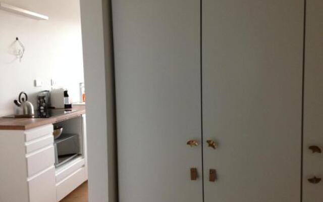 Galatea Halldis Apartment