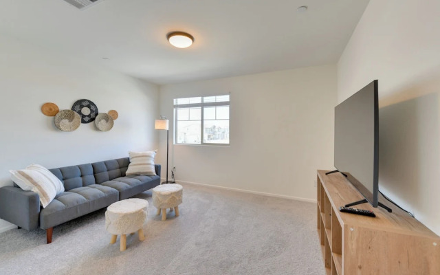 Near Empire Polo Field: Coachella Vacation Rental