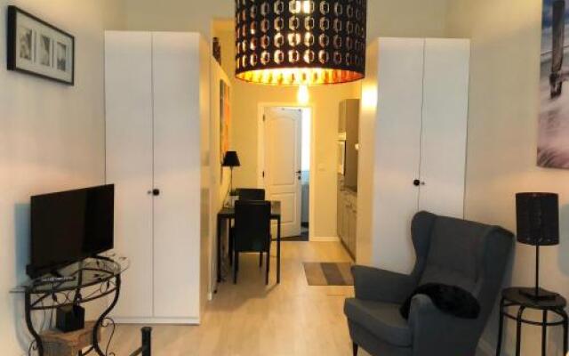Place Jourdan Petit Appartement
